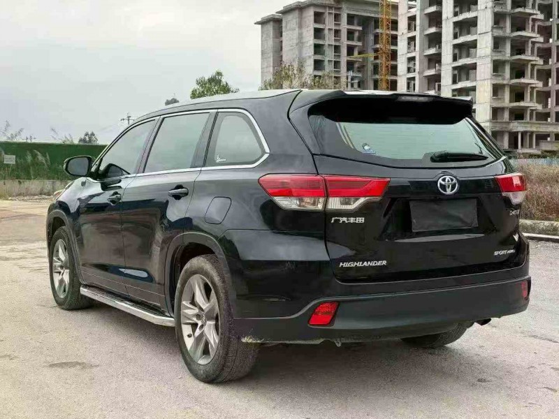 防城港20年丰田汉兰达9