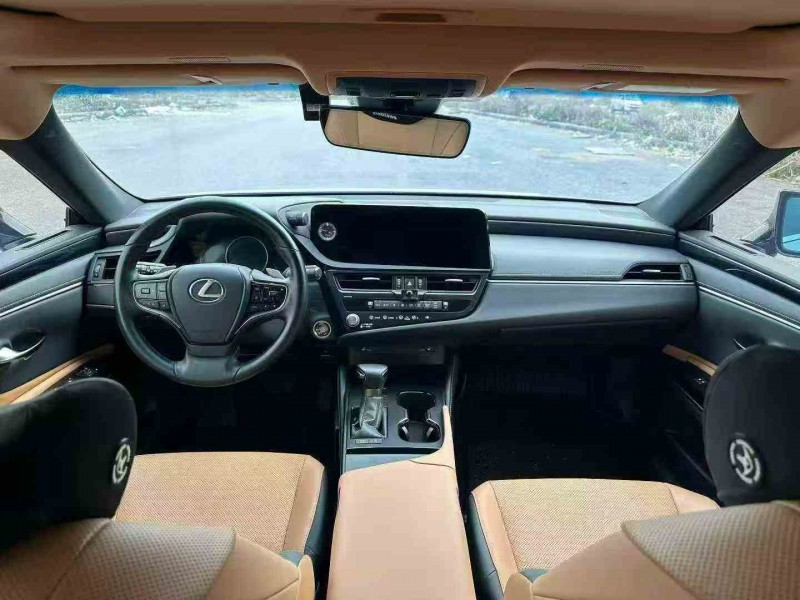 北海24年雷克萨斯ES4