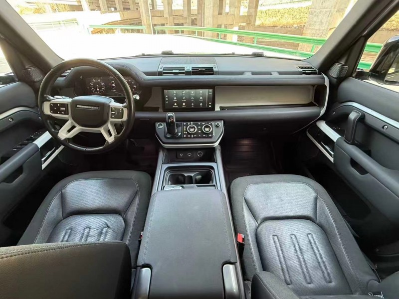 兰州21年路虎卫士4