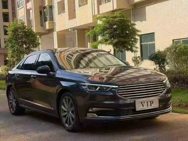 湛江20年福特金牛座2