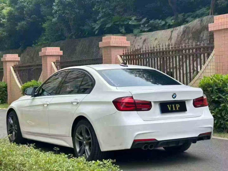 汕头19年宝马3系8