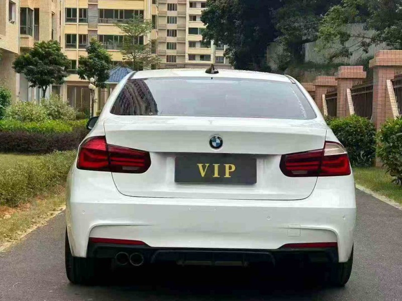 汕头19年宝马3系9