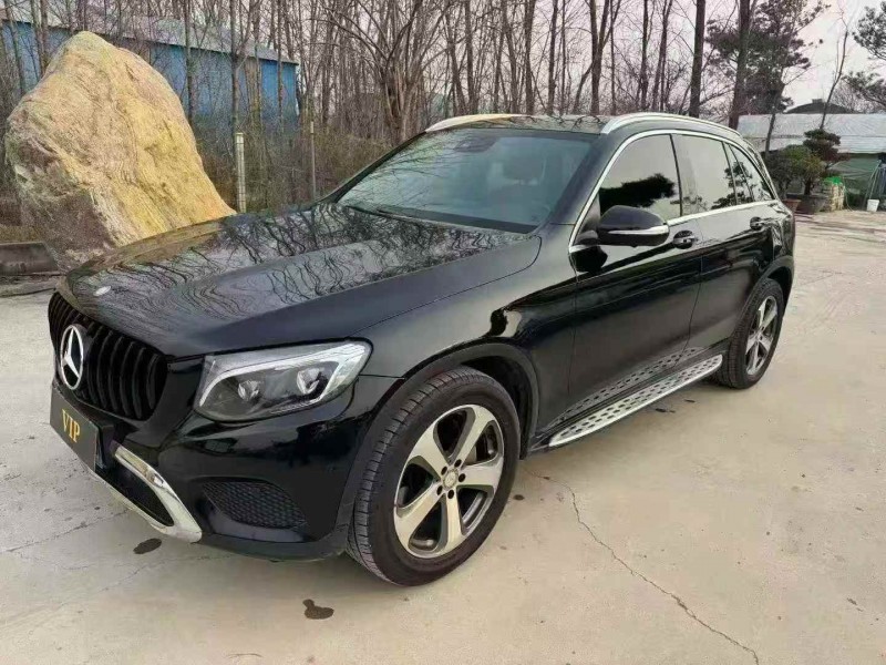 青岛16年奔驰GLC2