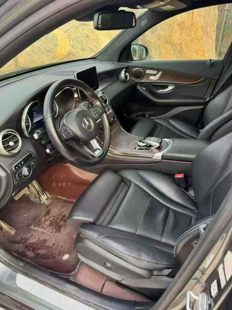 青岛16年奔驰GLC5