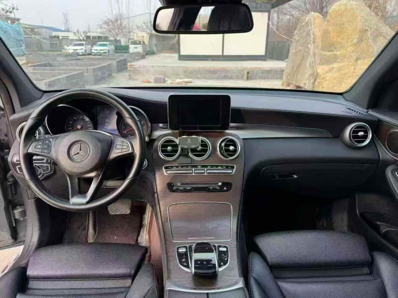 青岛16年奔驰GLC6