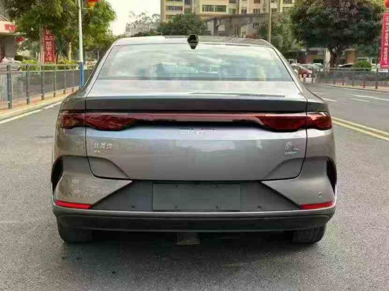 湛江26年比亚迪秦9