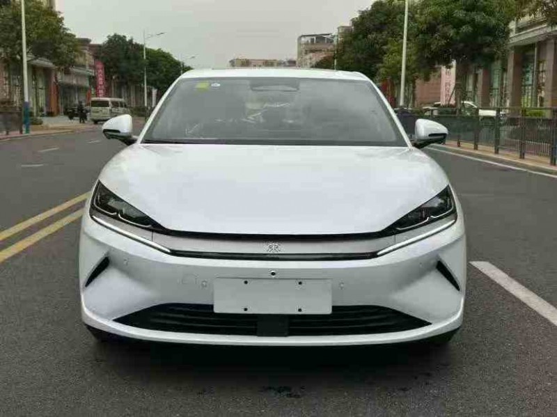 佛山26年比亚迪秦1