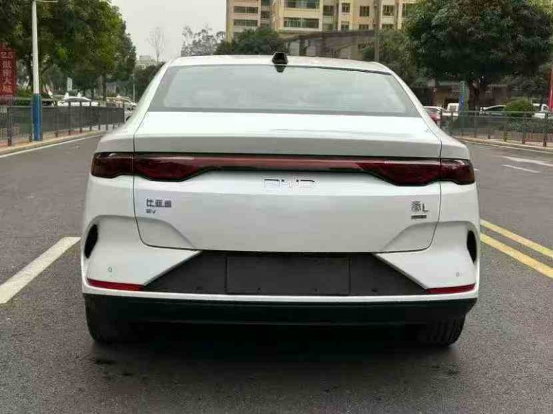 佛山26年比亚迪秦9