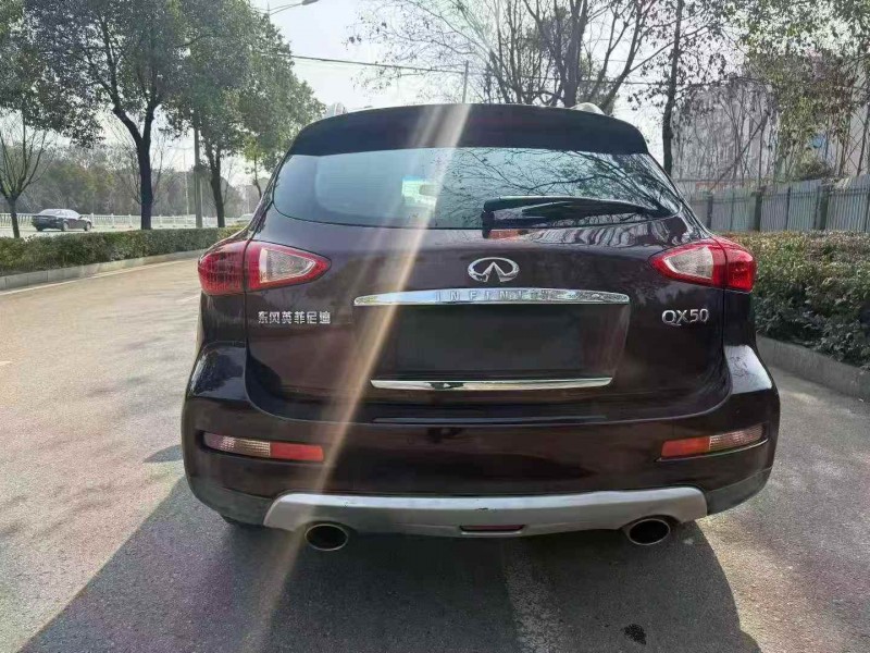 常德16年英菲尼迪QX509