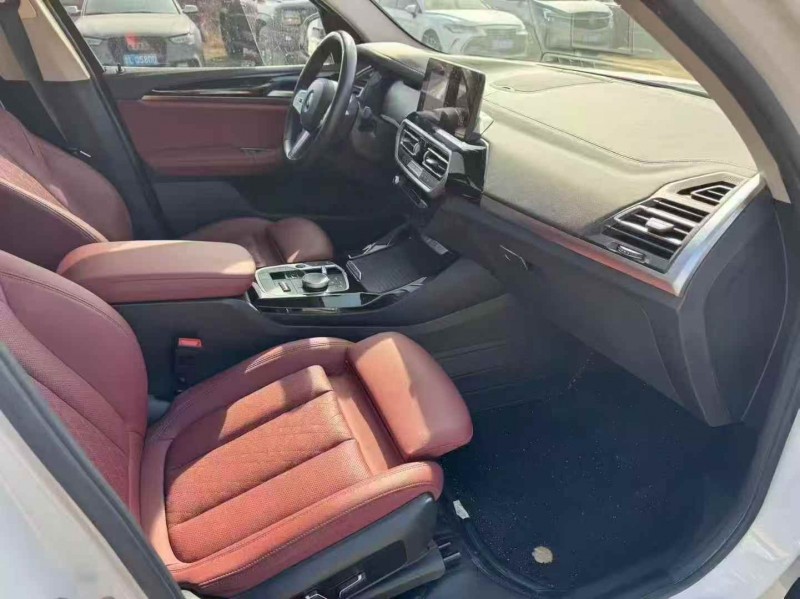 潍坊24年宝马IX8