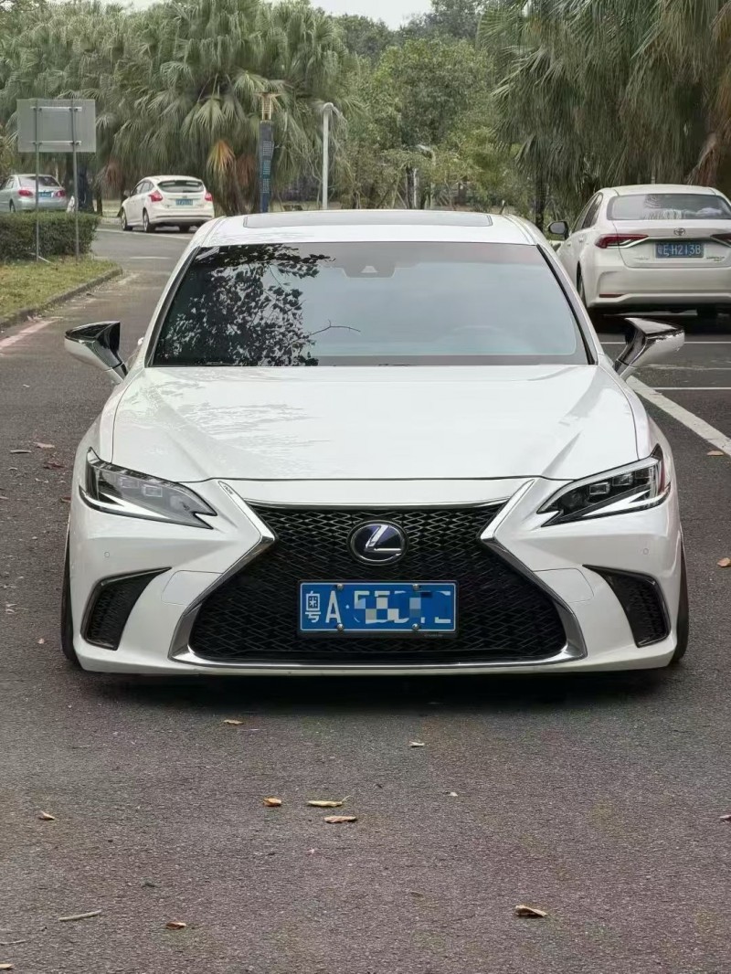 广州20年雷克萨斯ES1
