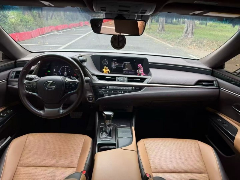 广州20年雷克萨斯ES6