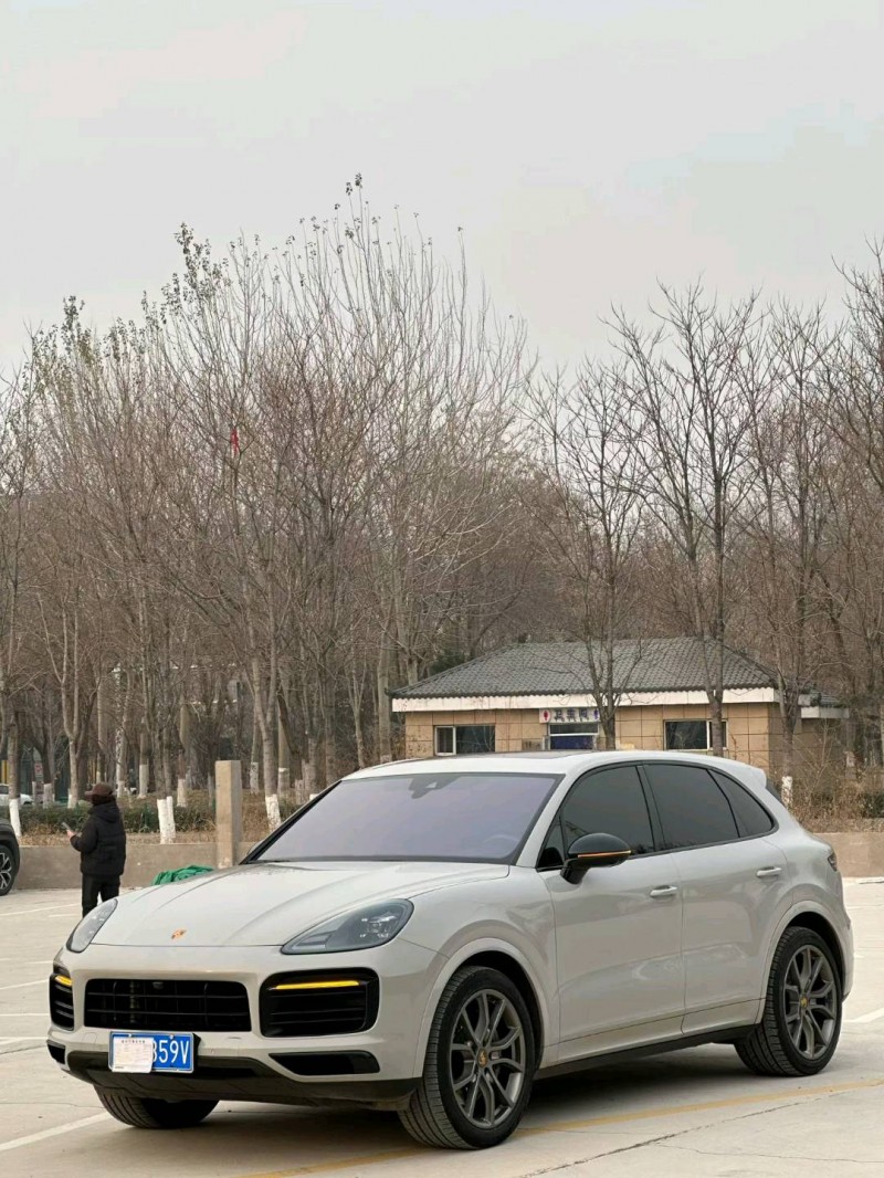 石家庄22年保时捷卡宴2