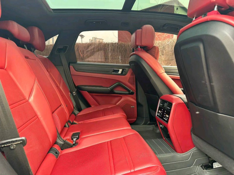 石家庄22年保时捷卡宴4