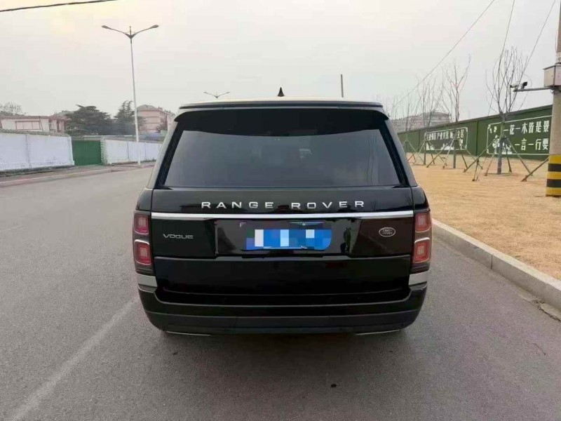 潍坊22年路虎揽胜行政7