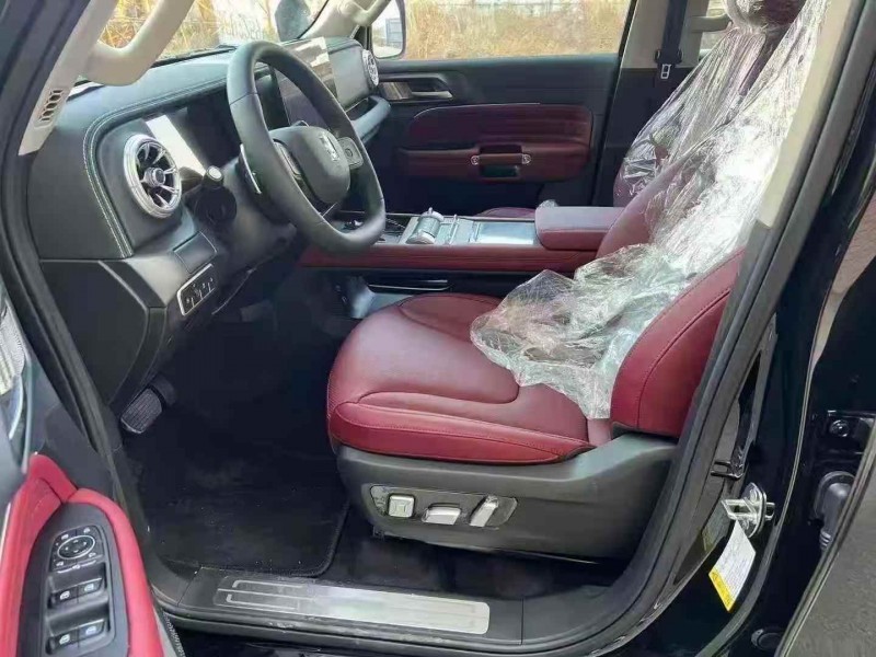 保定26年长城汽车坦克3