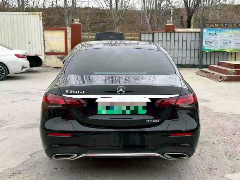 淄博22年奔驰E8