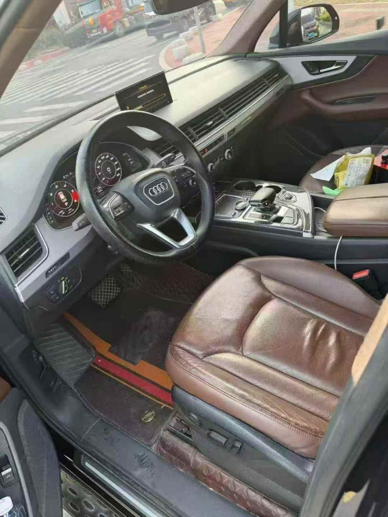 青岛16年奥迪Q74