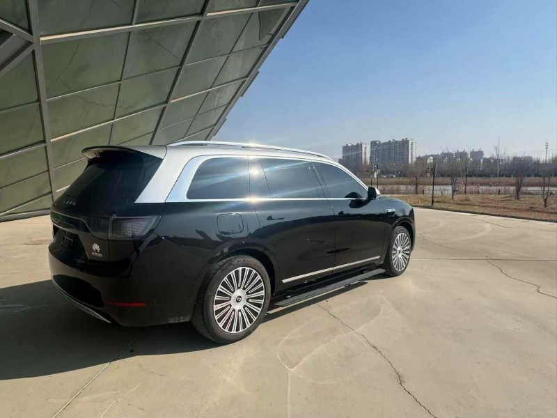 秦皇岛25年华为智选问界8