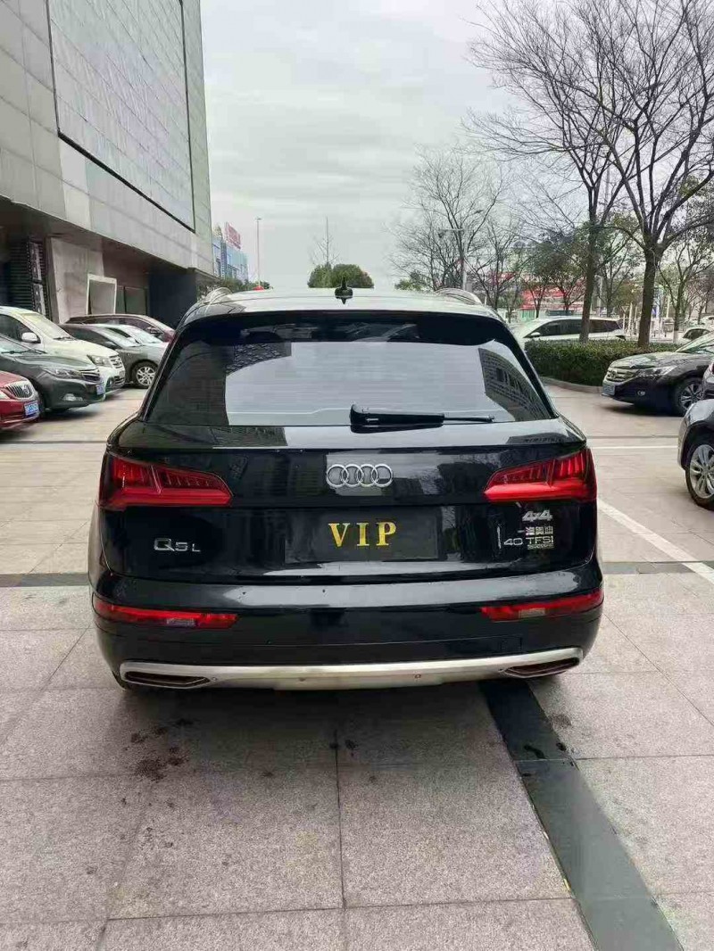 常州20年奥迪Q78