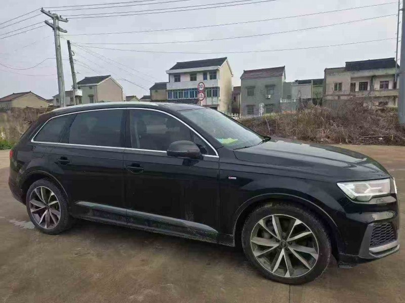 苏州22年奥迪Q72