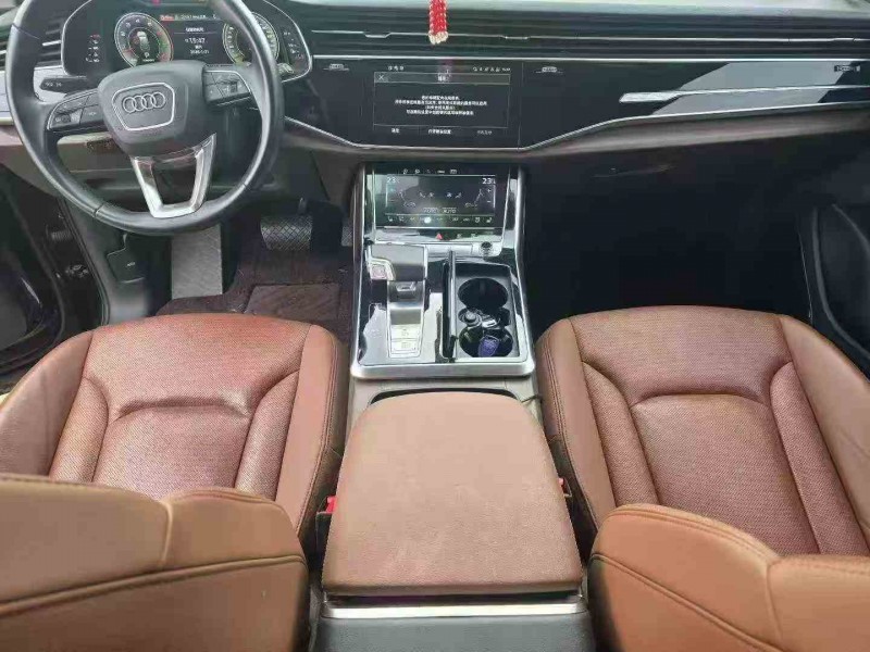 苏州22年奥迪Q74