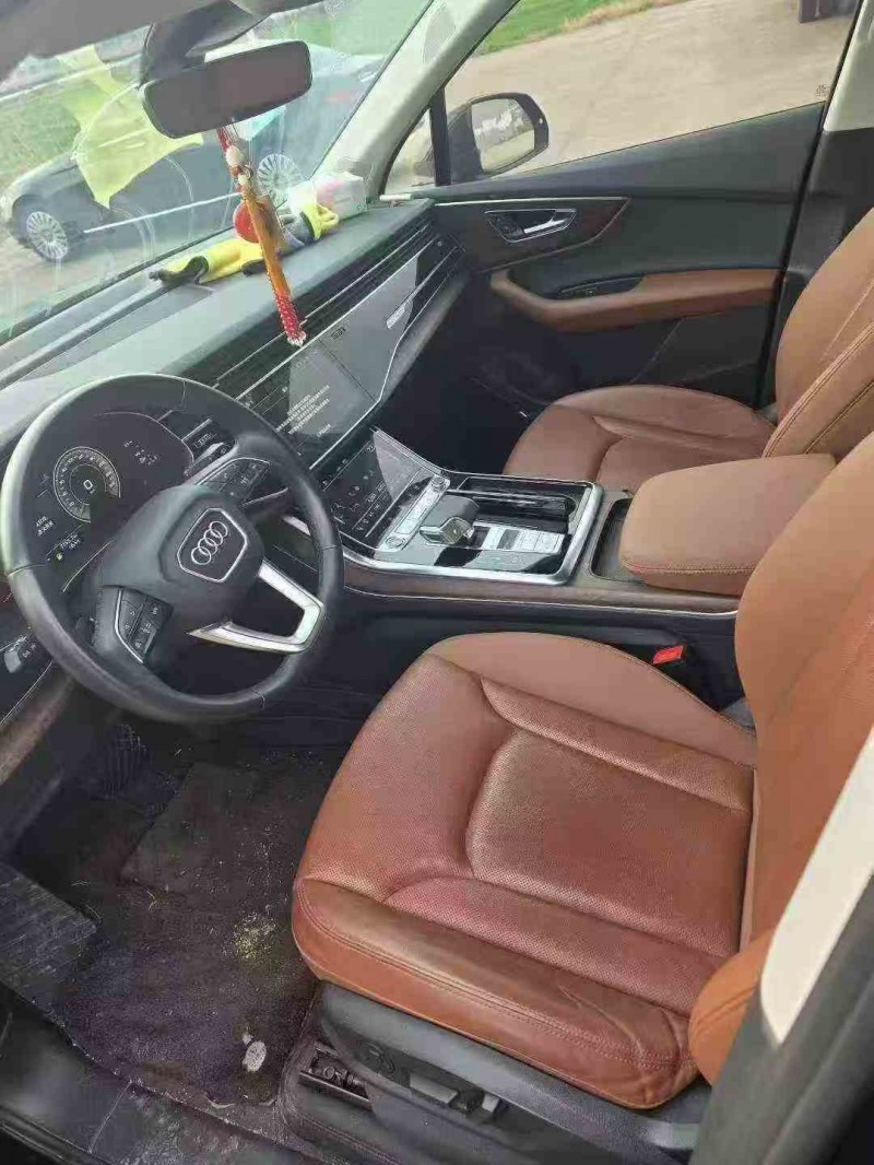 苏州22年奥迪Q75