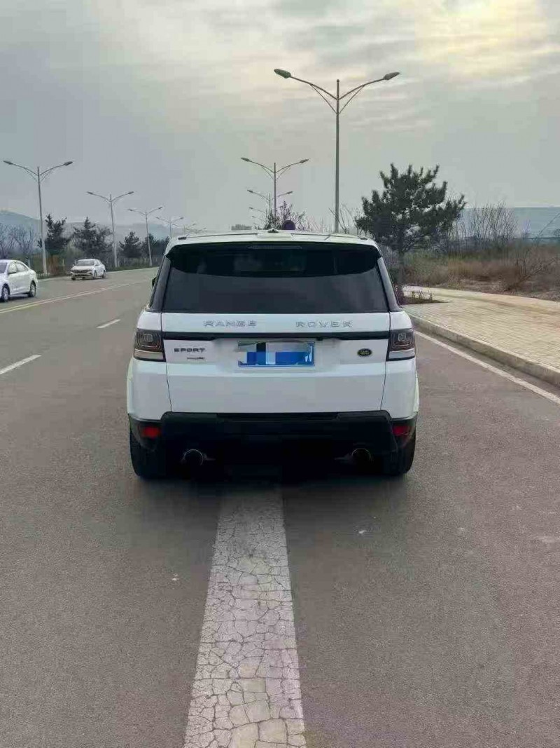 酒泉14年路虎揽胜运动8