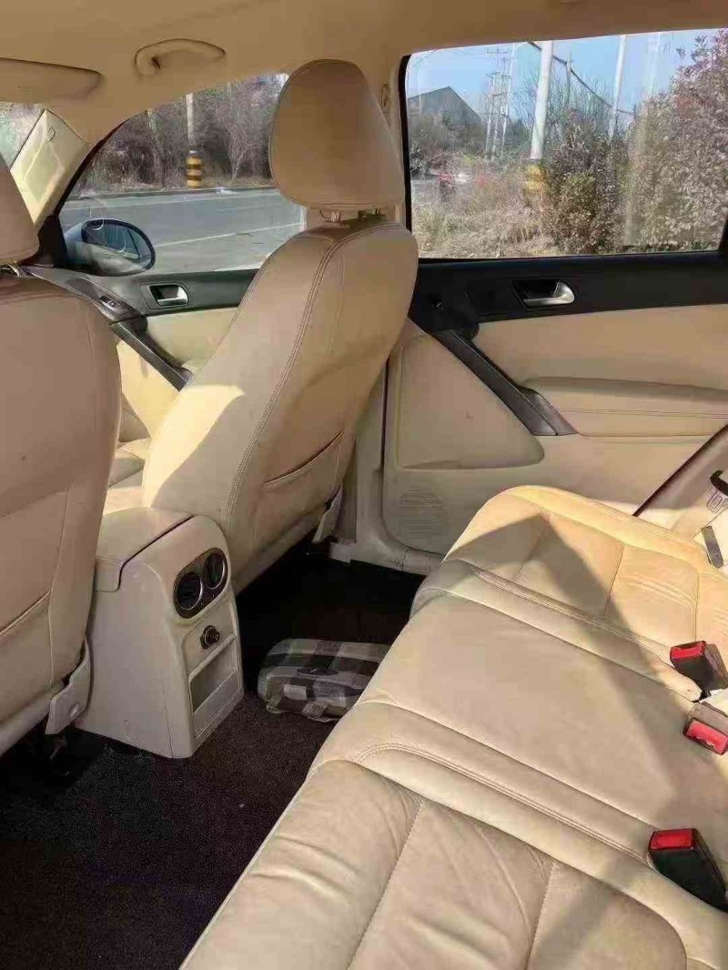 烟台11年大众途观5