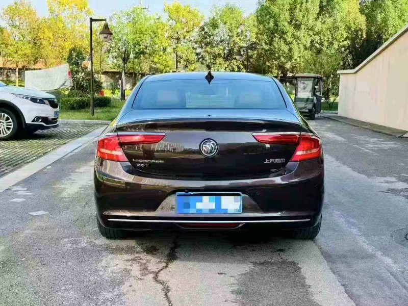 烟台17年别克君越9