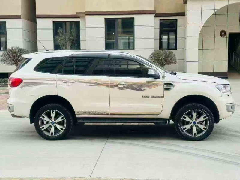 平顶山18年福特拓路者7