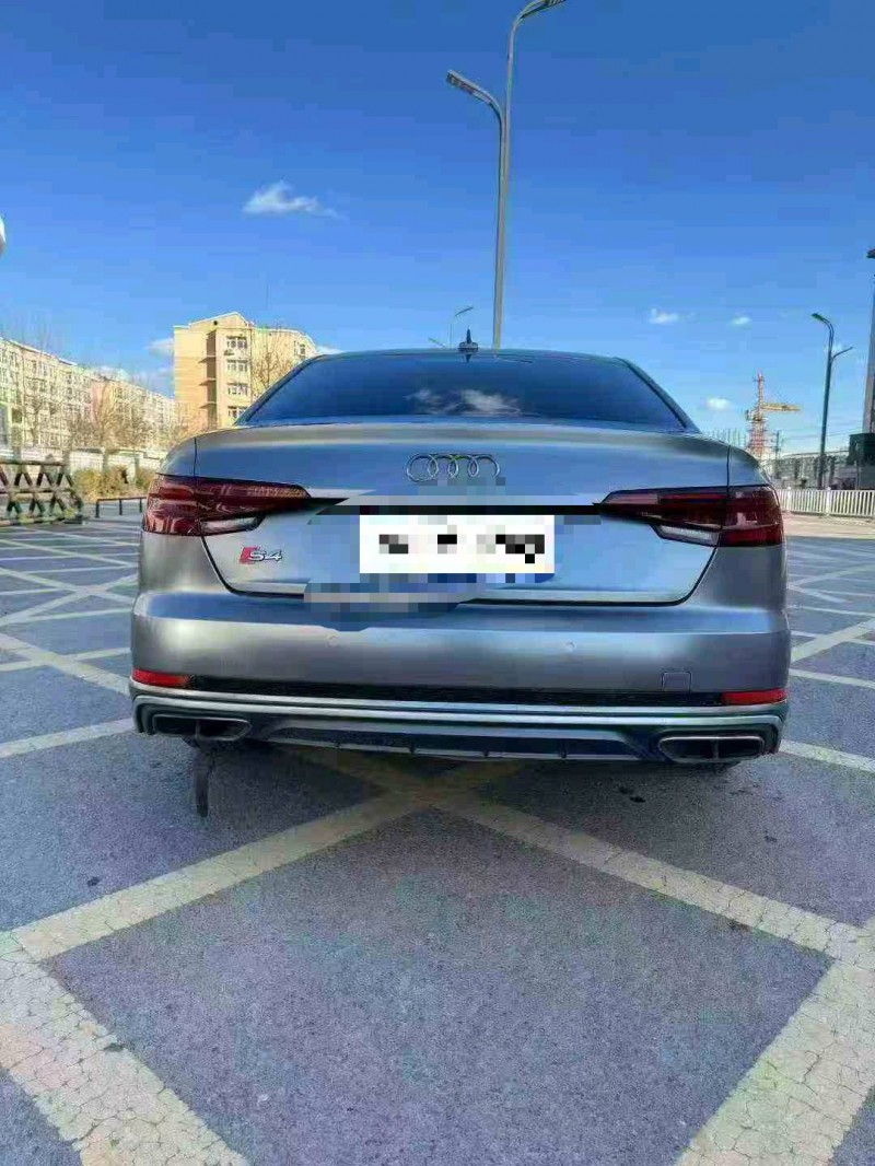 保定19年奥迪A4L9