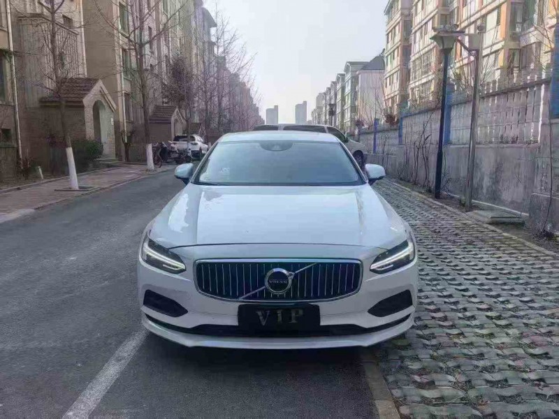 济宁18年沃尔沃S901