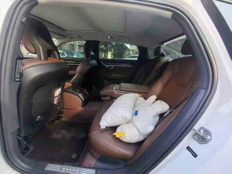 济宁18年沃尔沃S904