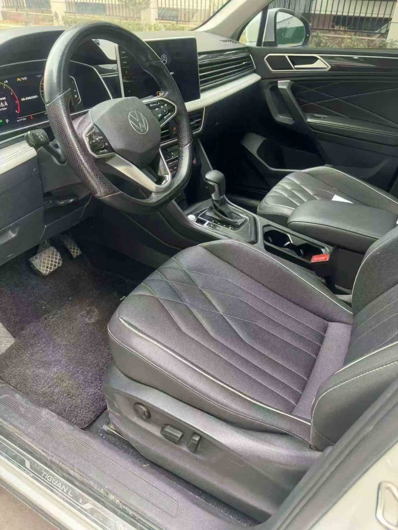 新乡23年大众途观5