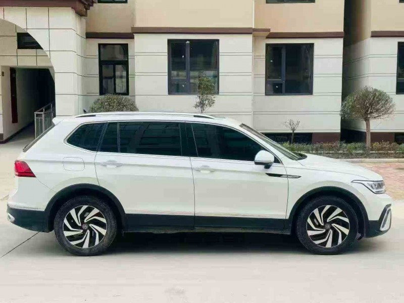 新乡23年大众途观7