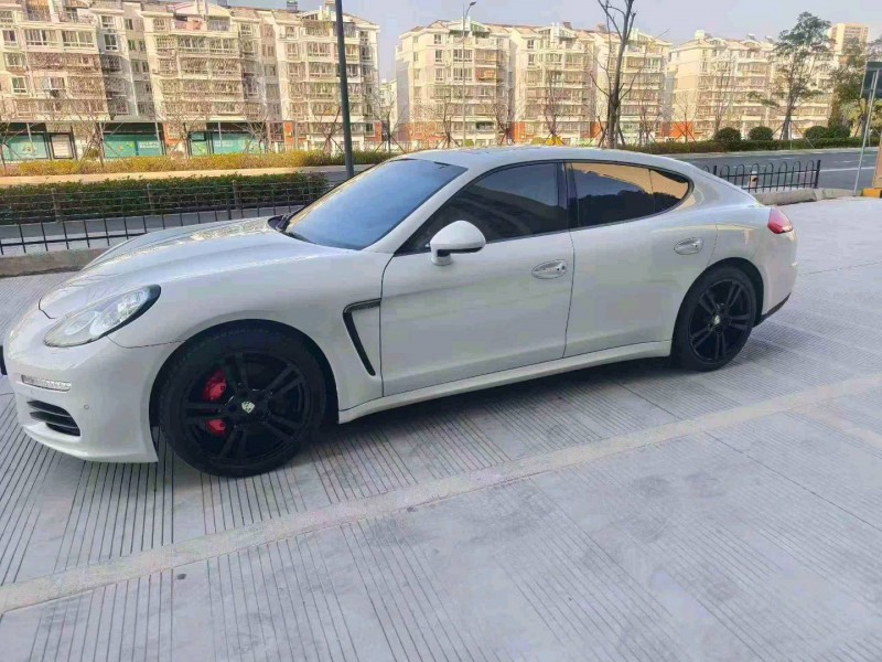 绍兴15年保时捷帕拉梅拉3