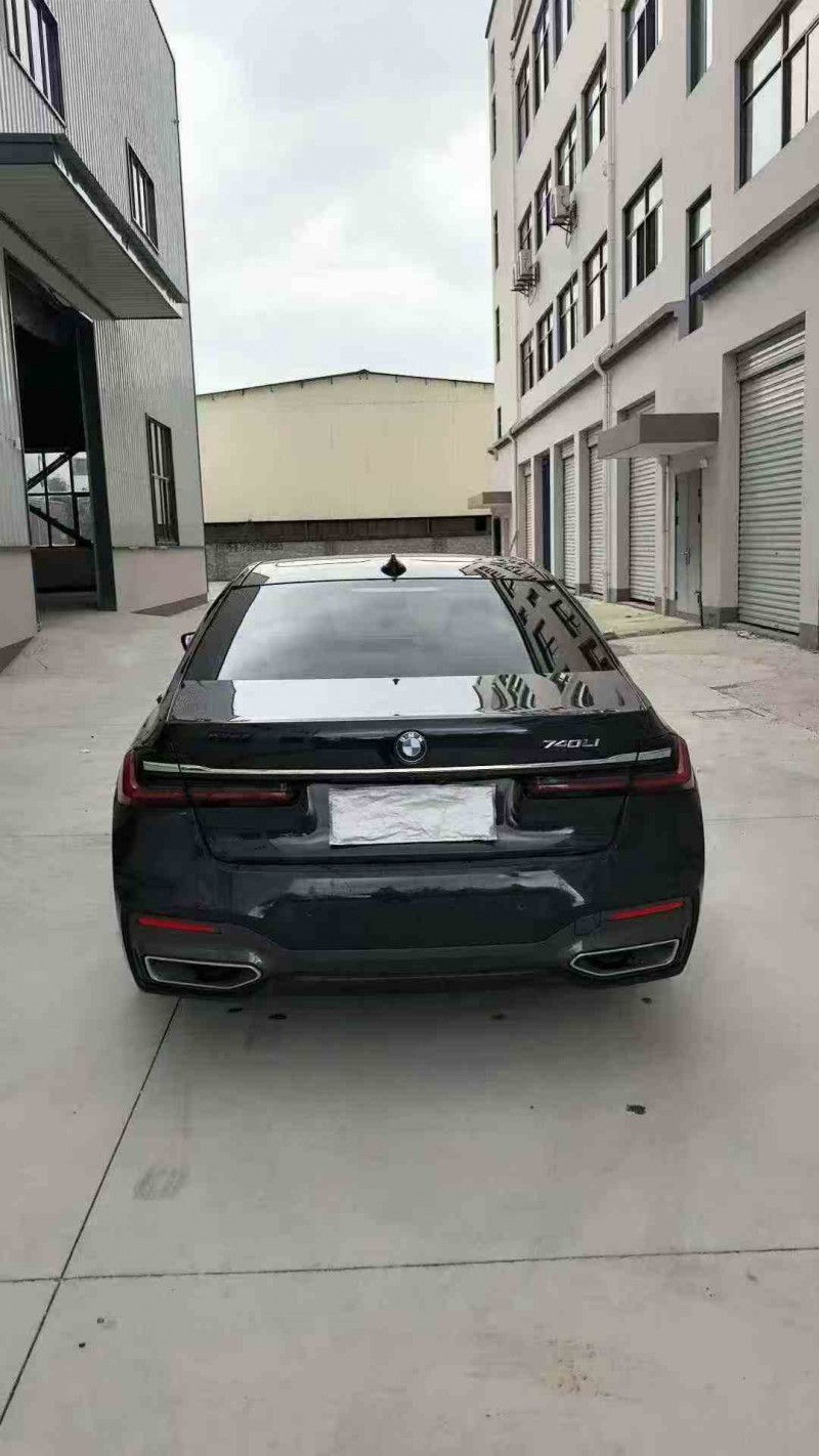 湖州20年宝马7系9