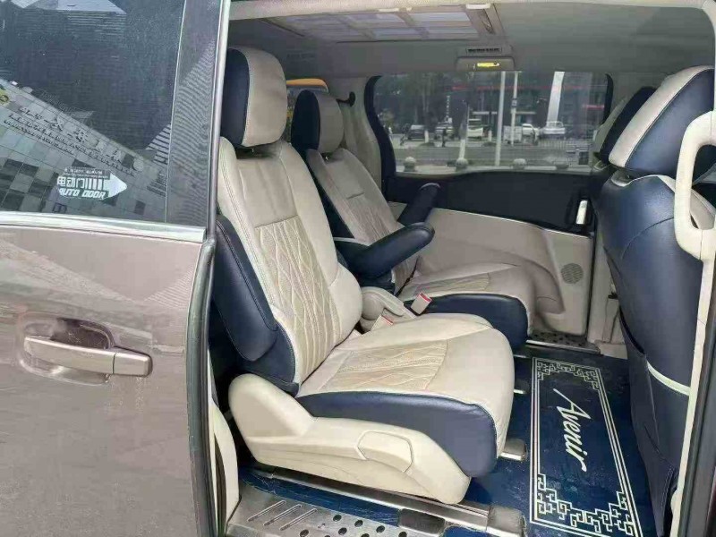 嘉興21年別克GL86