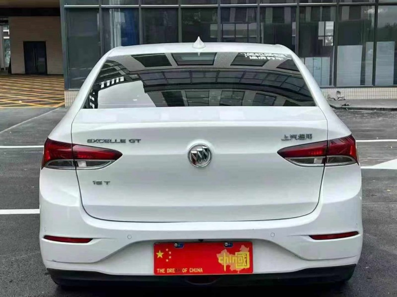 广州19年别克英朗5