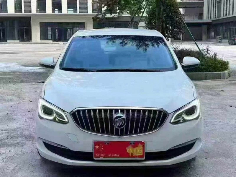 广州16年别克英朗1