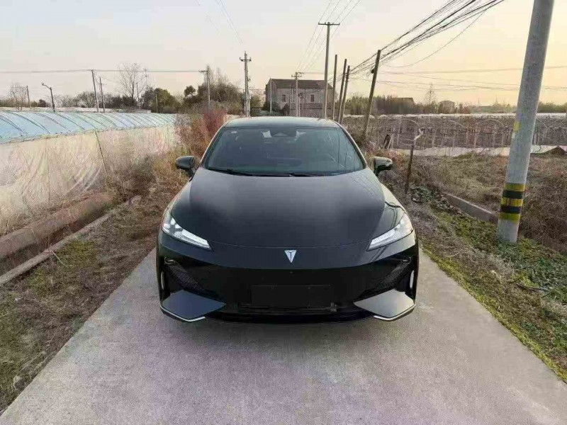 嘉兴25年长安汽车深蓝1