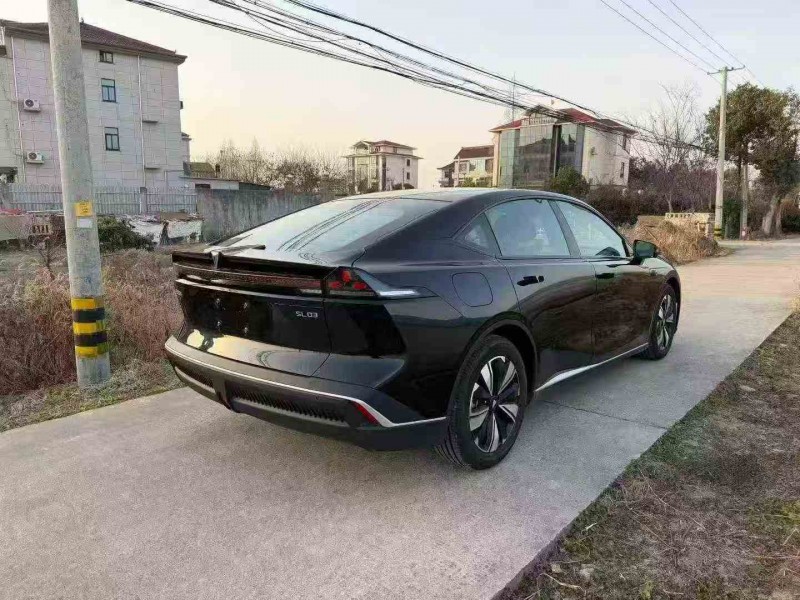 嘉兴25年长安汽车深蓝8