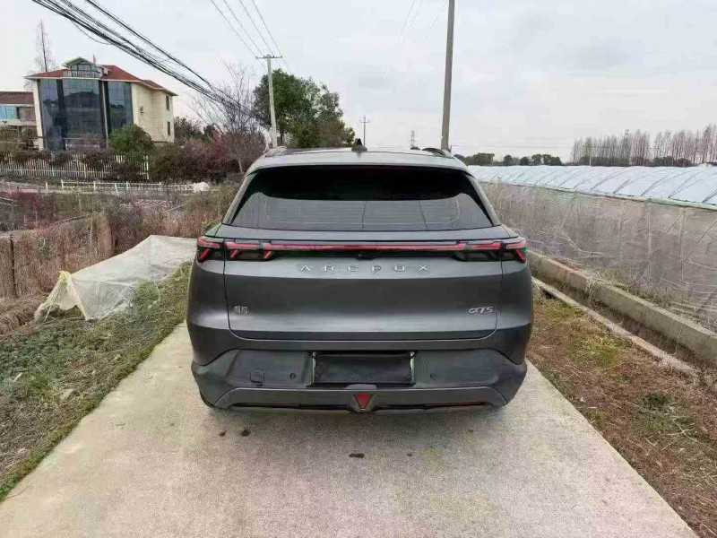 嘉兴25年极狐汽车阿尔法9