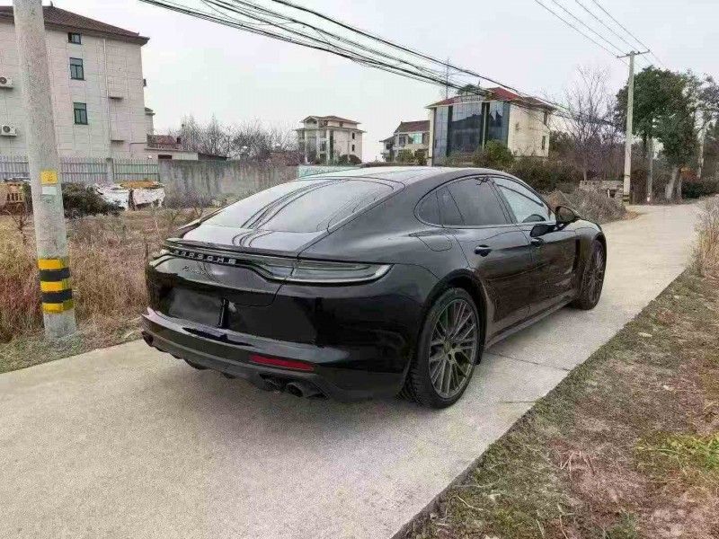 嘉兴24年保时捷帕拉梅拉8