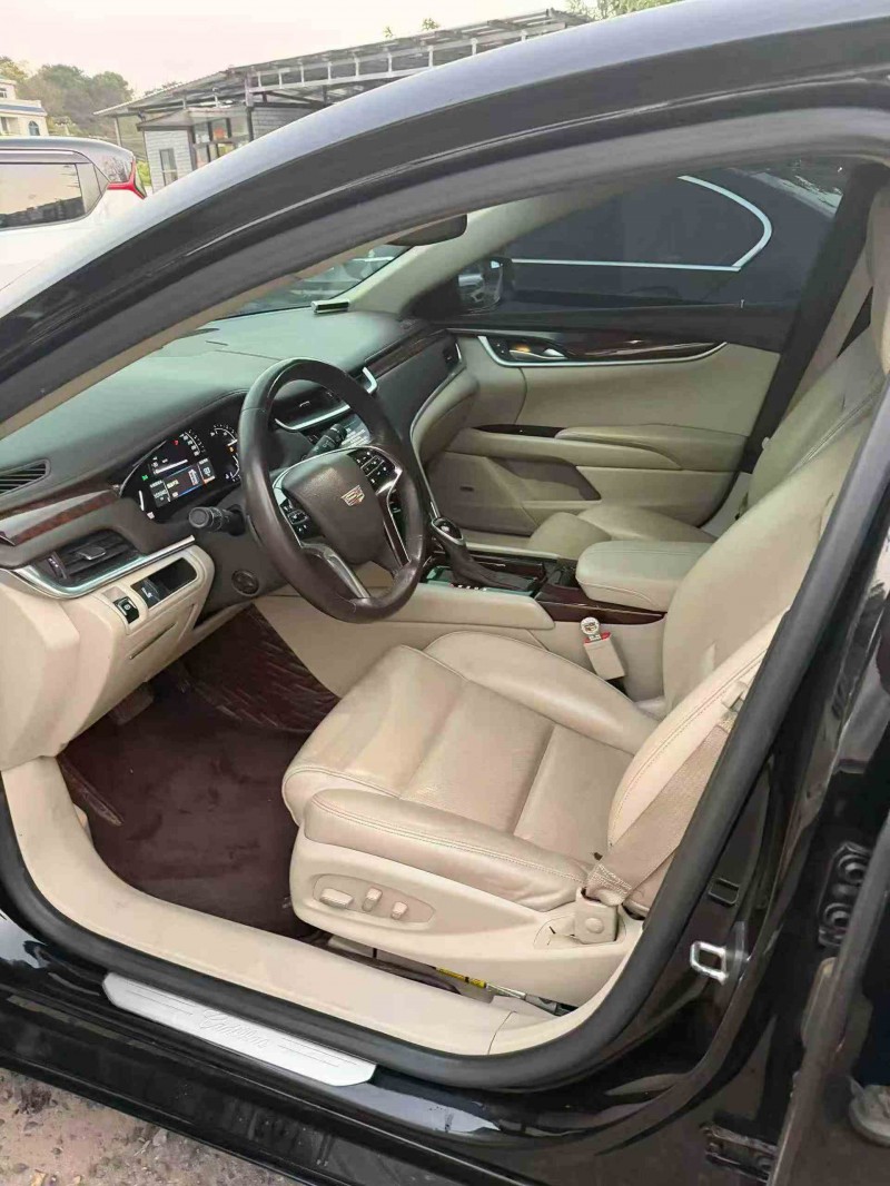 梧州17年凯迪拉克XTS3