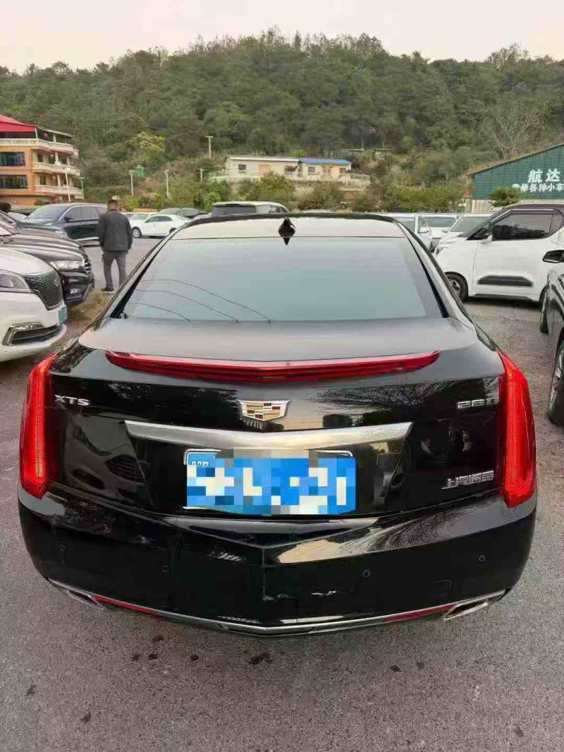 梧州17年凯迪拉克XTS6