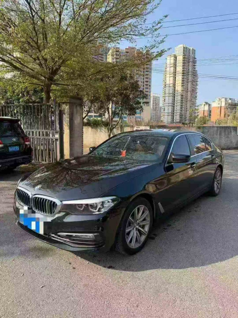 防城港18年宝马5系2