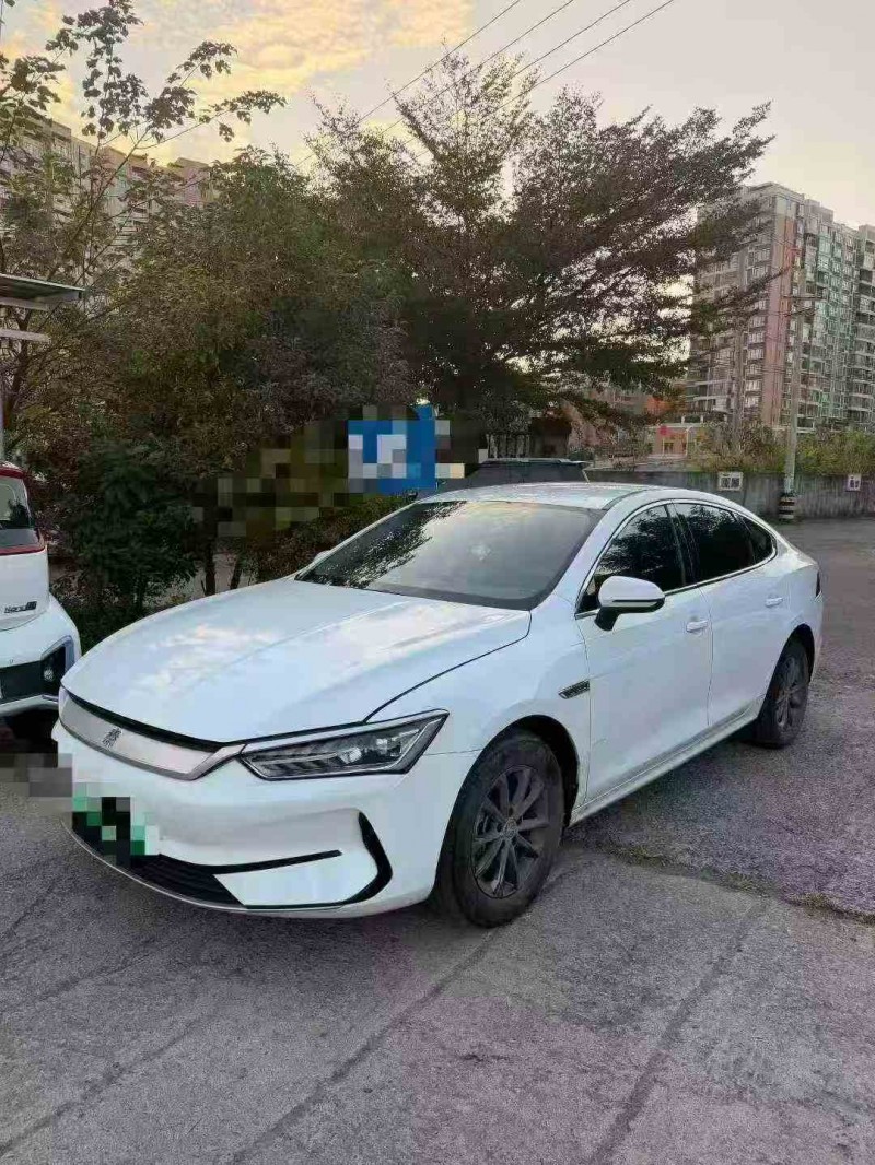 梧州23年比亚迪秦2