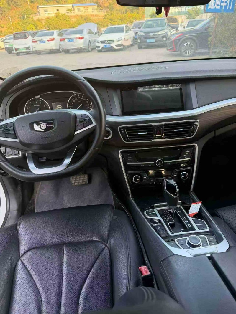 梧州17年吉利博瑞4